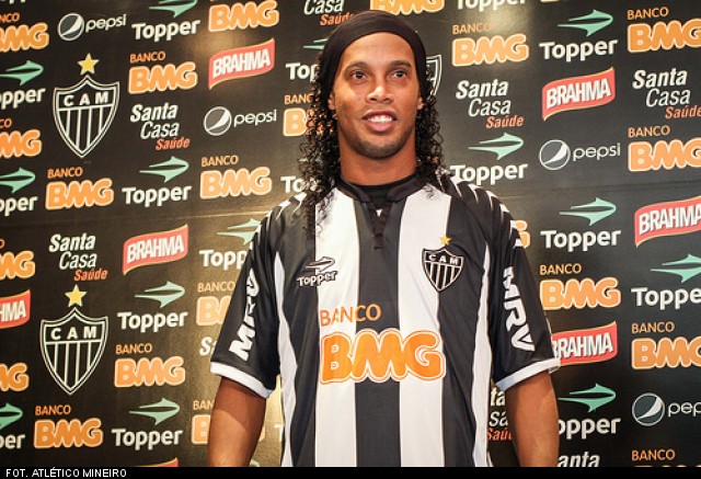 Ronaldinho uratuje świat