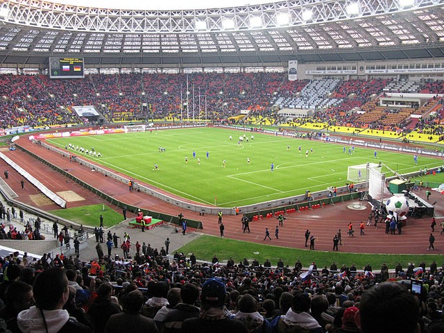 Stadion w rękach kibiców