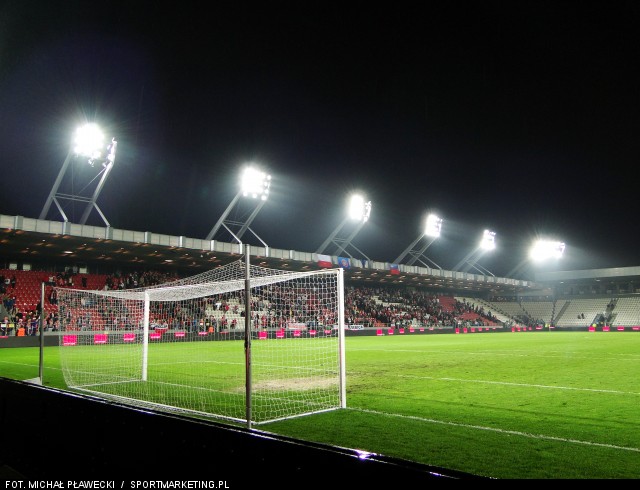 Sprzedaż piwa na stadionach na plus