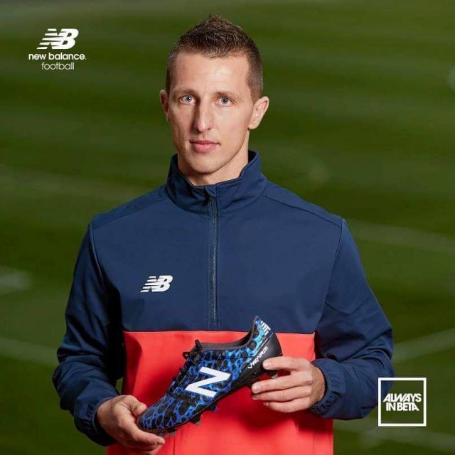 Wilczek z New Balance