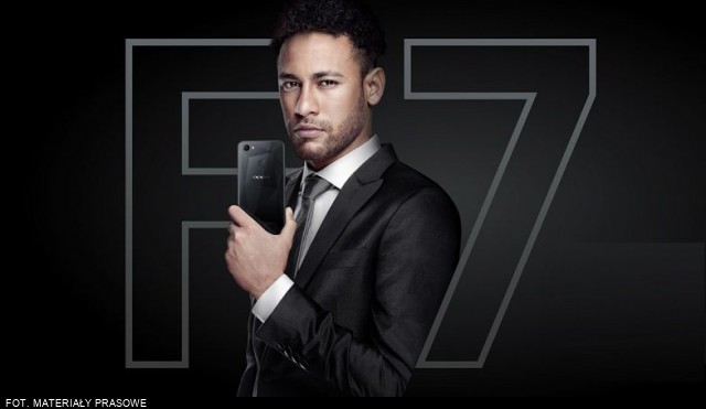 Neymar promuje chińskie smartfony