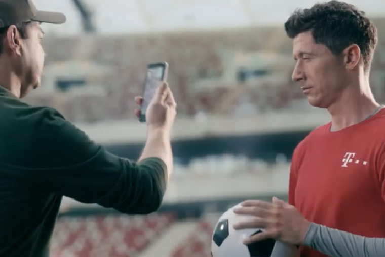 Robert Lewandowski w nowej reklamie T-Mobile (WIDEO)