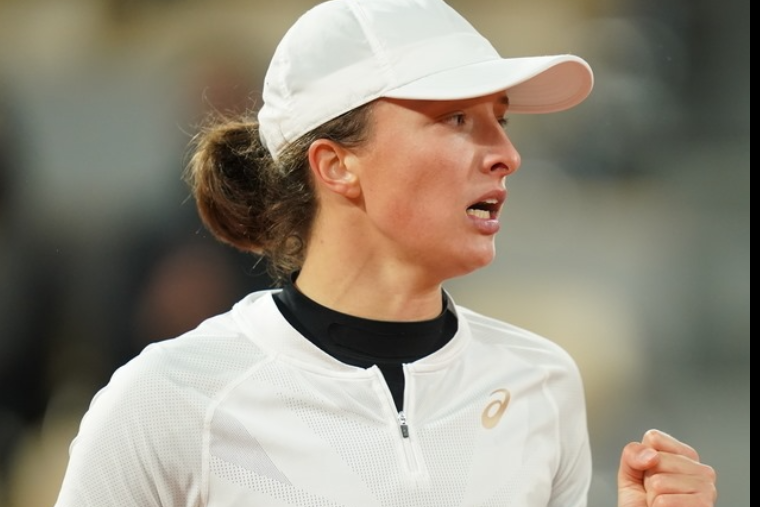 Mecz Igi Świątek w półfinale Roland Garros także w TVN