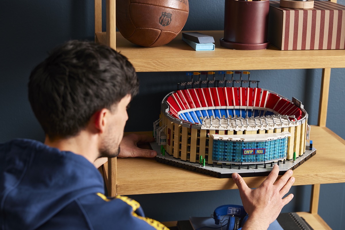 Grupa LEGO stworzyła zestaw ze słynnym Camp Nou