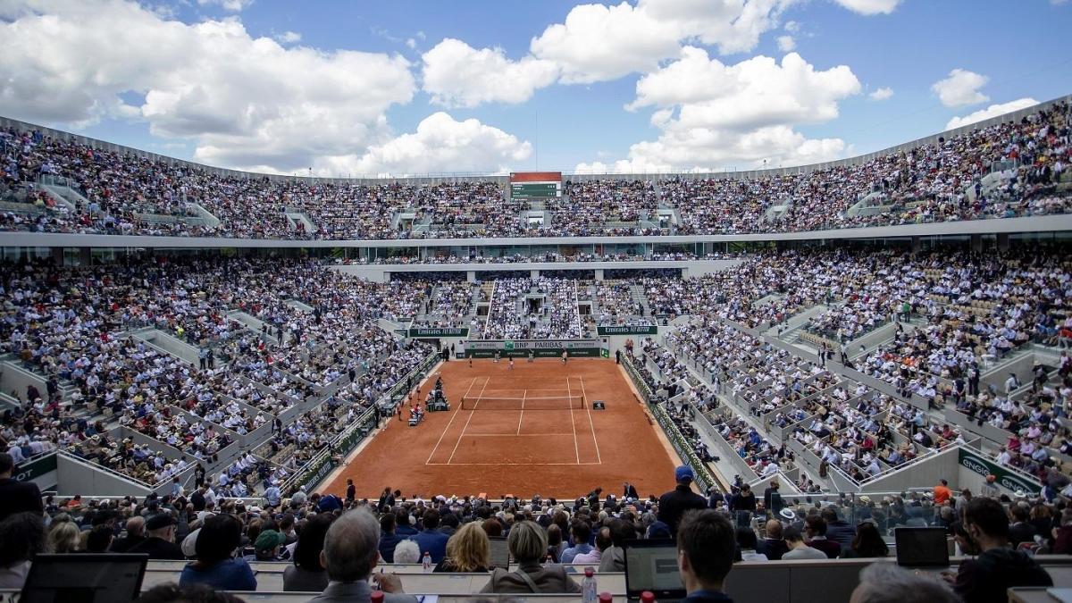 Jun 6, 2019; Paris, France: General view of Court Philippe Chatrier during the Novak Djokovic (SRB) and Alexander Zverev (GER) match on day 12 of the 2019 French Open at Stade Roland Garros. Mandatory Credit: Susan Mullane-USA TODAY Sports