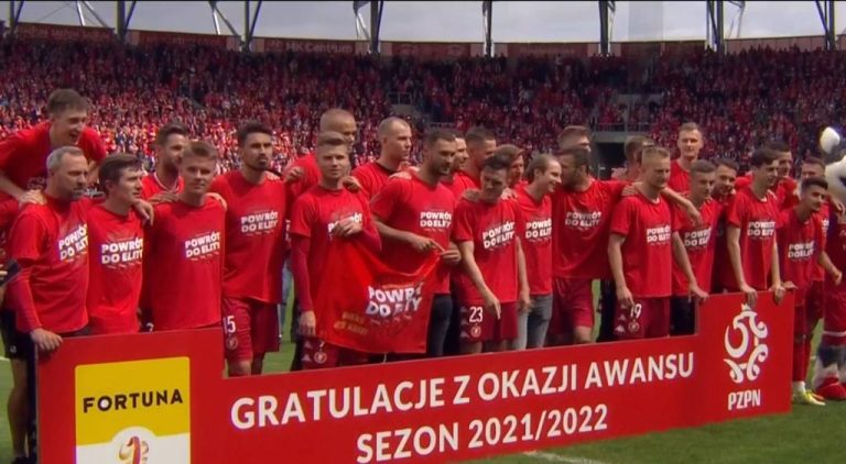 Widzew wraca do Ekstraklasy. Dziewięć lat przerwy i wybrukowana droga powrotu