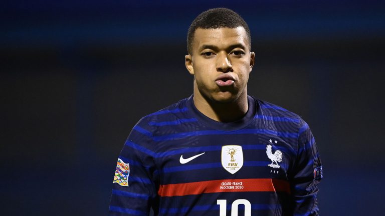 Ujawniono zarobki Kyliana Mbappe. Piłkarz PSG zgarnia kosmiczne pieniądze