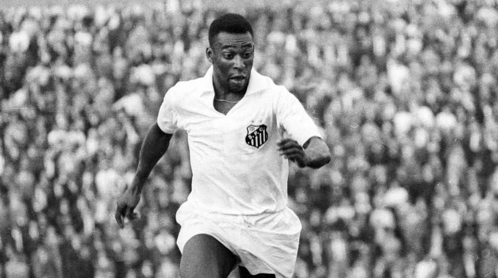 Kontrowersyjna okładka Mundo Deportivo z pogrzebu Pele