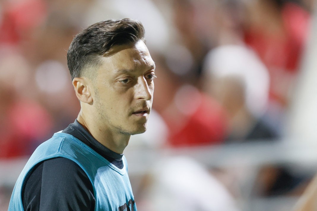 Mesut Oezil kończy piłkarską karierę