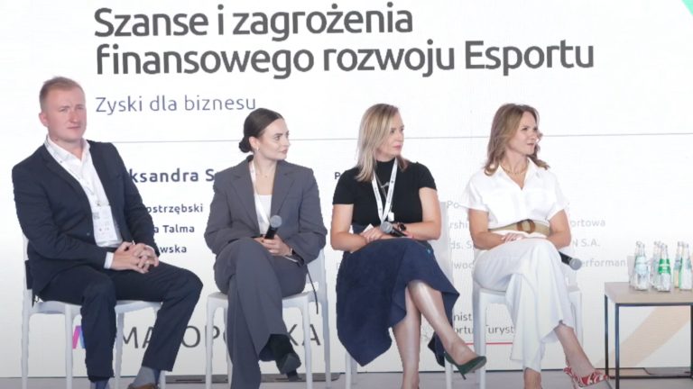 Szanse i zagrożenie wynikające z e-sportu? &quot;Należy stale edukować społeczeństwo&quot;