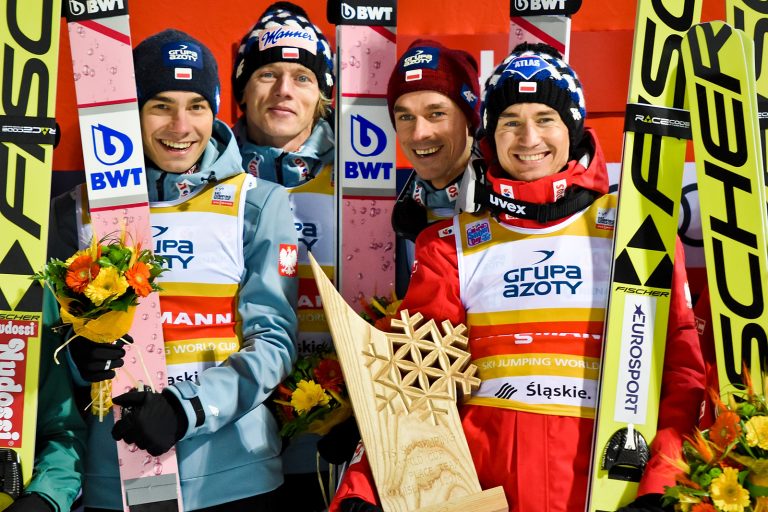 2018.11.17 Wisla
Skoki narciarskie Sezon 2018/2019
Puchar Swiata w Skokach Narciarskich - konkurs druzynowy
N/z Jakub Wolny, Dawid Kubacki, Piotr Zyla, Kamil Stoch, zwyciestwo, wygrana, triumf
Foto Marcin Bulanda / PressFocus

2018.11.17 Wisla
FIS Ski Jumping World Cup Team Competition Season 2018/2019
Puchar Swiata w Skokach Narciarskich - konkurs druzynowy
Jakub Wolny, Dawid Kubacki, Piotr Zyla, Kamil Stoch, zwyciestwo, wygrana, triumf
Credit: Marcin Bulanda / PressFocus