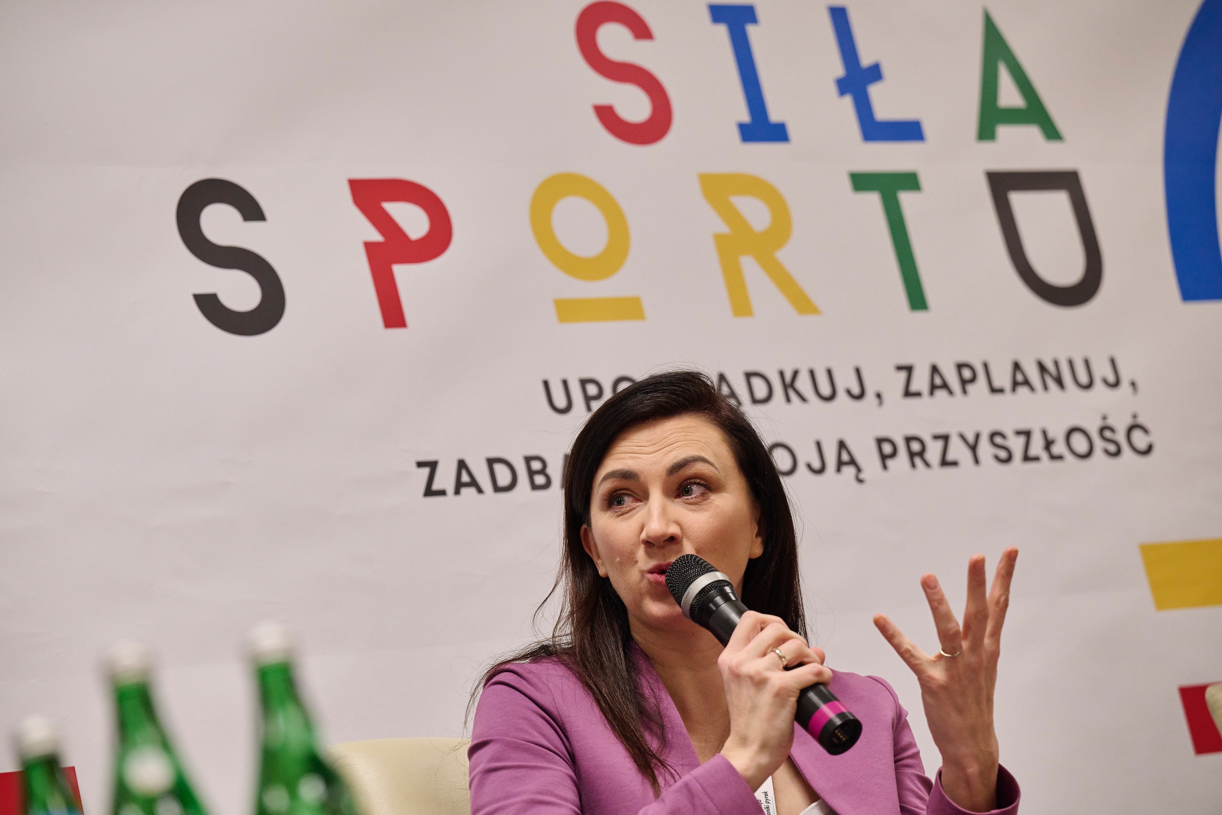 W Gdańsku odbyła się konferencja &#8222;Siła sportu&#8221; w doborowym składzie