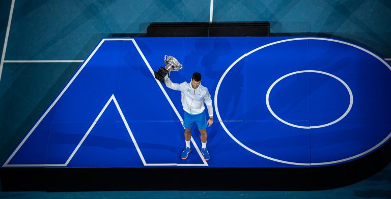 (230129) -- MELBOURNE, Jan. 29, 2023 (Xinhua) -- Novak Djokovic of Serbia poses with his trophy during the awarding ceremony after the men&#039;s singles final match between Novak Djokovic of Serbia and Stefanos Tsitsipas of Greece at Australian Open tennis tournament, in Melbourne, Australia, Jan. 29, 2023. (Photo by Hu Jingchen/Xinhua)

2023.01.29 MELBOURNE
Tenis ziemny
Australian Open 2023
Foto Hu Jingchen/Xinhua/PressFocus

!!! POLAND ONLY !!!