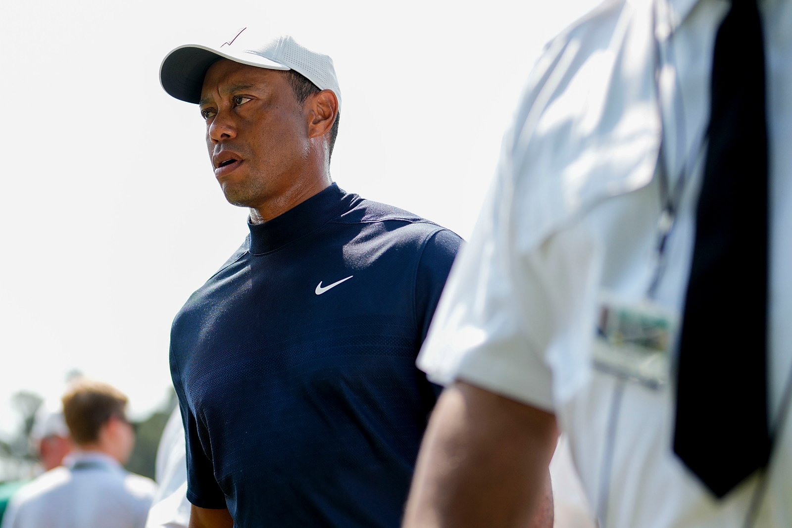 Apr 7, 2023; Augusta, Georgia, USA; Tiger Woods returns to the clubhouse ahead of his tee time after warming up on the practice green during the second round of The Masters golf tournament. Mandatory Credit: Rob Schumacher-USA TODAY Network/Sipa USA
2023.04.07 Augusta
golf
PGA: Masters Tournament - Second Round
Foto Rob Schumacher-USA TODAY Sports/SIPA USA/PressFocus

!!! POLAND ONLY !!!