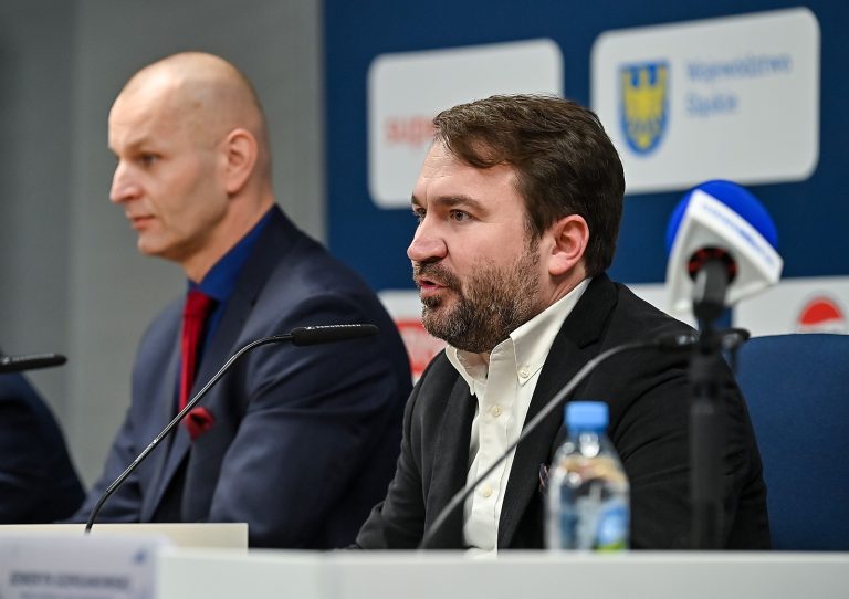 2024.01.11 Chorzow
Pilka nozna PKO Ekstraklasa sezon 2023/2024
Konferencja prasowa nt. sektora gosci na Stadionie Slaskim
N/z Maciej Kolon
Foto Lukasz Sobala / PressFocus

2024.01.11 Chorzow
Football Polish League PKO Ekstraklasa season 2023/2024
Konferencja prasowa nt. sektora gosci na Stadionie Slaskim
Maciej Kolon
Credit: Lukasz Sobala / PressFocus