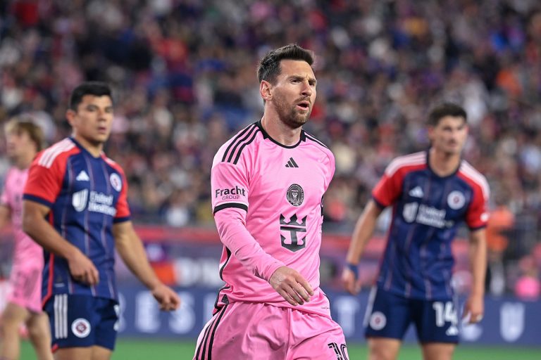 Apr 27, 2024; Foxborough, Massachusetts, USA; Inter Miami CF midfielder Lionel Messi (10) in the second half against the New England Revolution at Gillette Stadium. Mandatory Credit: Eric Canha-USA TODAY Sports/Sipa USA
2024.04.27 Foxborough
pilka nozna amerykanska liga MLS
MLS: Inter Miami CF at New England Revolution
Foto Eric Canha-USA TODAY Sports/SIPA USA/PressFocus

!!! POLAND ONLY !!!