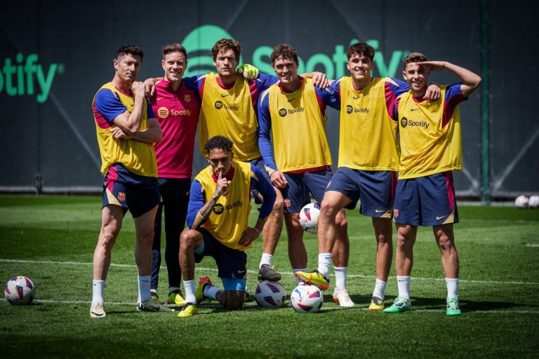 FC Barcelona zostaje z Nike na dłużej. Już niemal pewne.