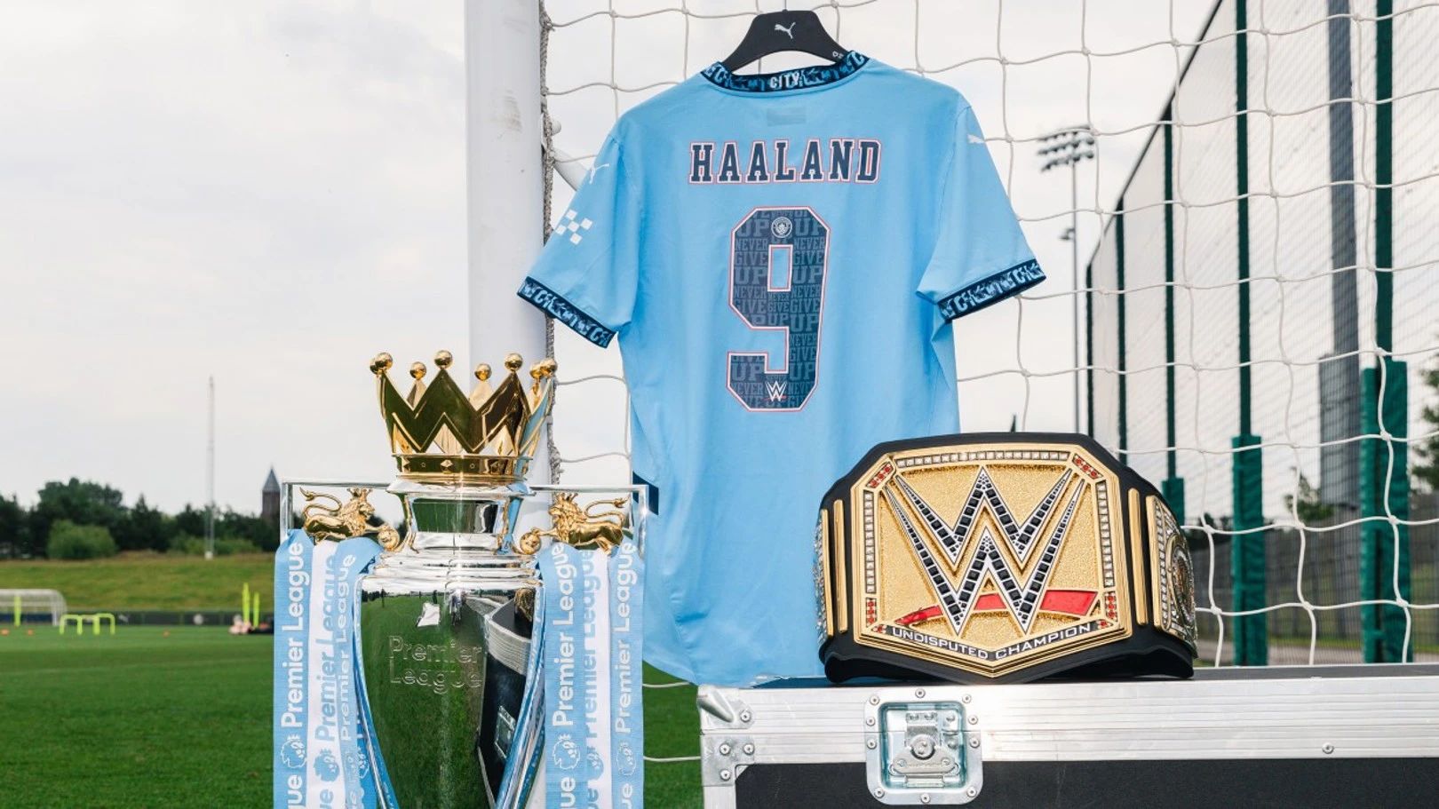 Futbol i wrestling &#8211; Manchester City sprawcą nietypowego połączenia