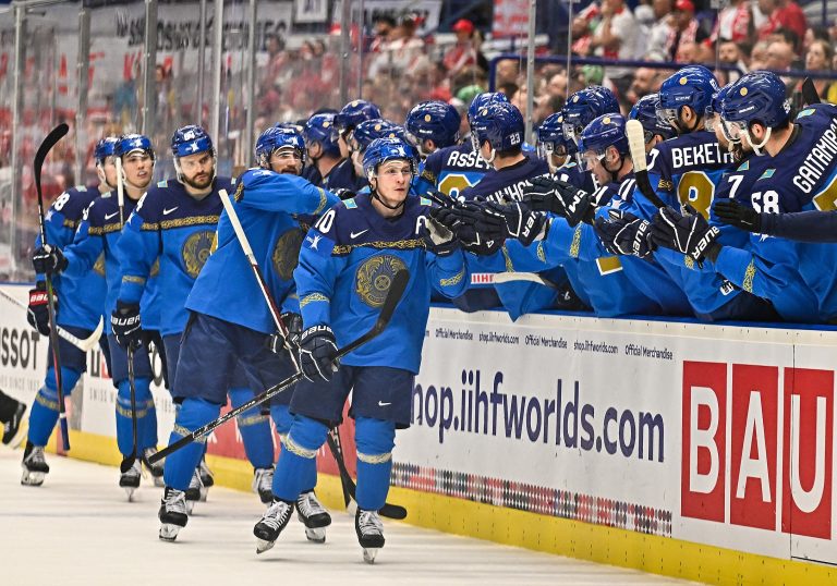 2024.05.20 Ostrawa
Hokej na lodzie Mistrzostwa Swiata Czechy 2024
Kazachstan - Polska
N/z Bramka gol radosc Nikita Mikhailis
Foto Lukasz Sobala / PressFocus

2024.05.20 Ostrava
Ice Hockey IIHF Ice Hockey World Championship Czechia 2024
Kazakhstan - Poland
Bramka gol radosc Nikita Mikhailis
Credit: Lukasz Sobala / PressFocus