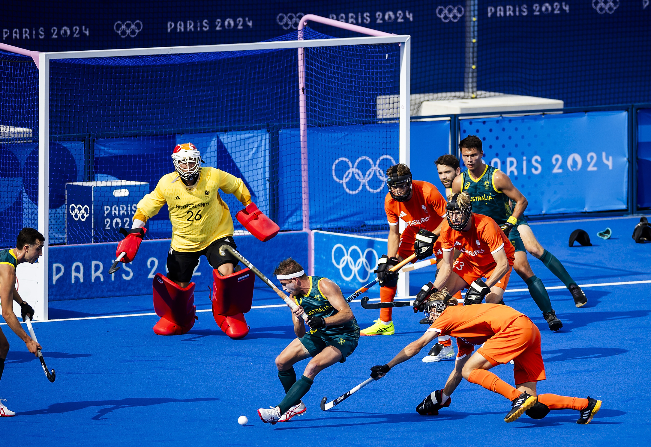 8/4/2024 - PARIS - Pirmin Blaak, Justen Blok and Joep de Mol during the quarter-final of the hockey men between the Netherlands and Australia for the Olympic Games. ANP IRIS VAN DEN BROEK /ANP/Sipa USA
2024.08.04 
Sport 
Igrzyska Olimpijskie Paryz 2024
Foto ANP/SIPA USA/PressFocus

!!! POLAND ONLY !!!