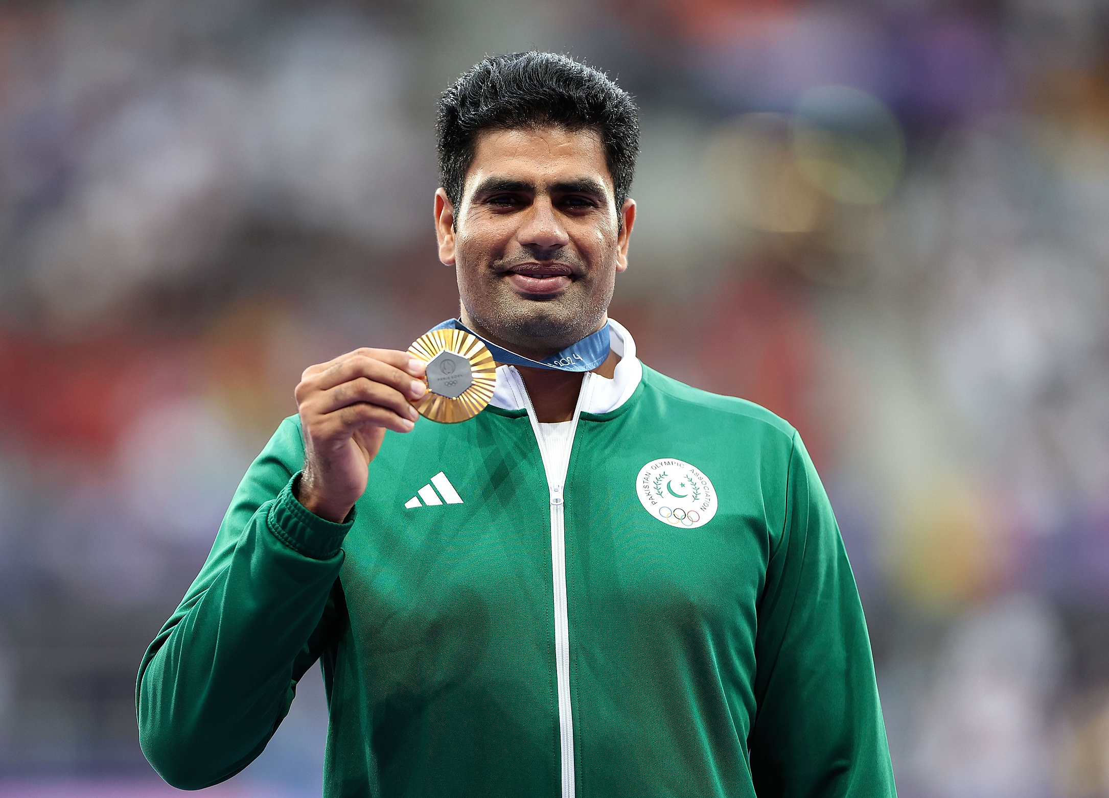 (240809) -- PARIS, Aug. 9, 2024 (Xinhua) -- Gold medalist Arshad Nadeem of Pakistan reacts during the victory ceremony of the men&#039;s javelin throw of Athletics at the Paris 2024 Olympic Games in Paris, France, Aug. 9, 2024. (Xinhua/Li Ying)

2024.08.09 Paris
Sport
Igrzyska Olimpijskie Paryz 2024
Foto Li Ying/Xinhua/PressFocus

!!! POLAND ONLY !!!