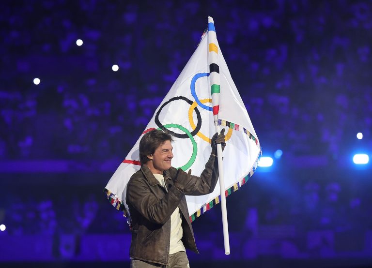 (240811) -- PARIS, Aug. 11, 2024 (Xinhua) -- Hollywood star Tom Cruise takes part in a section which sees the Olympic Flag transferred from Paris to the 2028 host city, Los Angeles, during the closing ceremony of the Paris 2024 Olympic Games at the Stade de France in Paris, France, Aug. 11, 2024. (Xinhua/Cao Can)

2024.08.11 Paryz
Sport , Igrzyska Olimpijskie Paryz 2024
Ceremonia zamkniecia Igrzysk Olimpijskich
Foto Cao Can/Xinhua/PressFocus

!!! POLAND ONLY !!!