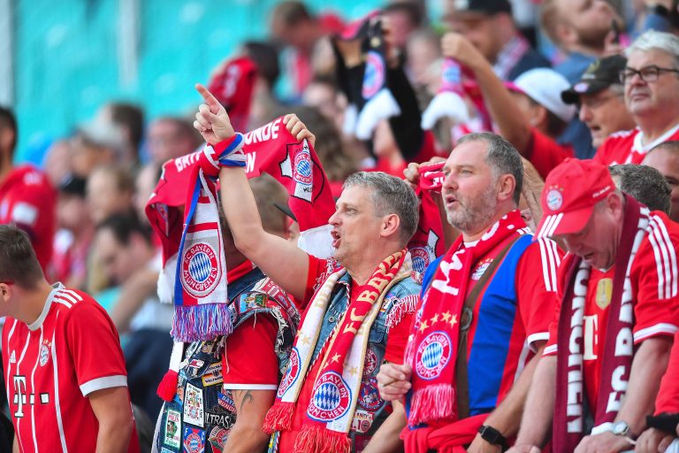 2019.09.14 Lipsk
Pilka nozna 
Bundesliga sezon 2019/2020
RB Lipsk - Bayern Monachium
N/z fani kibice doping
Foto Pawel Andrachiewicz / PressFocus

2019.09.14 Lipsk
Football 
Bundesliga season 2019/2020
RB Leipzig - Bayern Munchen
fani kibice doping
Credit: Pawel Andrachiewicz / PressFocus