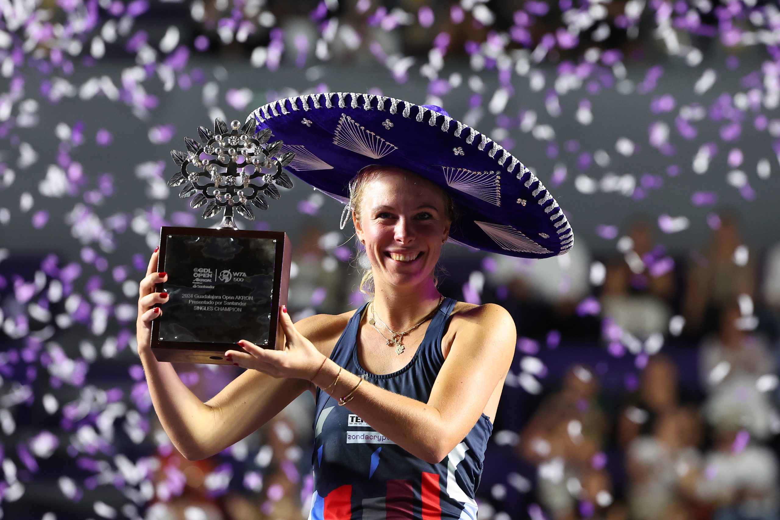 Magdalena Fręch do finału turnieju WTA w Guadalajarze (drugi raz w karierze, wcześniej, tuż przed startem IO w Paryżu, dokonała tego w Pradze).