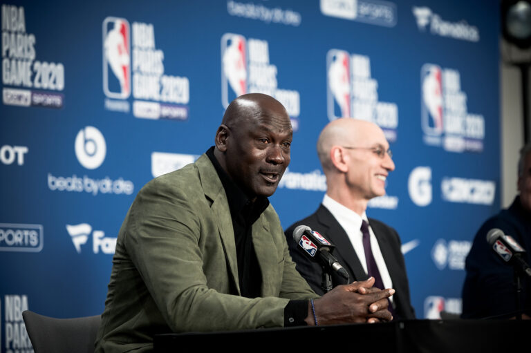 Conference de presse de Michael JORDAN, dans le cadre du match delocalise de NBA entre Charlotte (Hornets) et Milwaukee (Bucks). Paris Bercy, le 24 Janvier 2020.

Press conference by Michael JORDAN, as part of the NBA delocalized match between Charlotte (Hornets) and Milwaukee (Bucks). Paris Bercy, January 24, 2020.
24.01.2020 Paryz
Koszykowka
NBA, National Basketball Association
Konferencja prasowa Michaela Jordana
Foto: Nicolas Messyasz / SIPA / Pressfocus
POLAND ONLY !!!