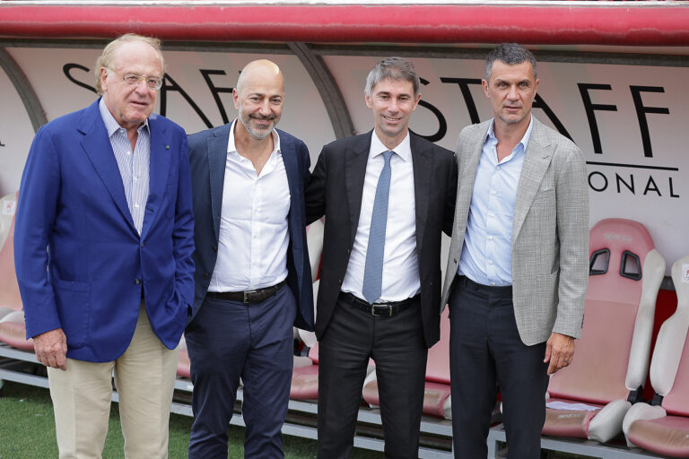 Paolo Scaroni president of Ac Milan  and Ivan Gazidis CEO of AC Milan, Frederic Massara Sport Director dell&#039;AC Milan, Paolo Maldini Technical Director of AC Milan during the friendly match between Vicenza vs AC Milan, Vicenza, Italia,at Romeo Menti Stadium Vicenza  5 Aug 2022
(Photo by AllShotLive/Sipa USA)
2022.08.06 Vicenza
Pilka nozna mecz towarzyski
Vicenza - AC Milan
Foto AllShotLive/SIPA USA/PressFocus

!!! POLAND ONLY !!!