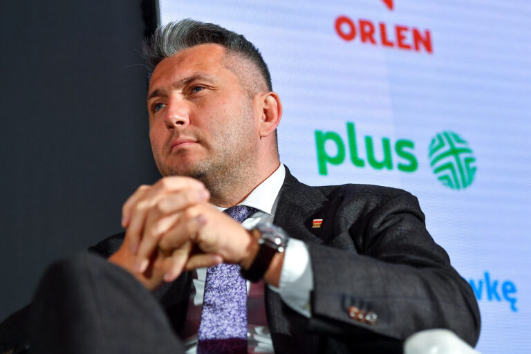 2023.11.21 Warszawa
Wydarzenia Sport Biznes Polska SBP Sezon 2023
VI Kongres Sport Biznes Polska 2023
N/z Radoslaw Piesiewicz
Foto Marcin Bulanda / PressFocus

2023.11.21 Warszawa
Events Sport Business Poland Season 2023
VI Kongres Sport Biznes Polska 2023
Radoslaw Piesiewicz
Credit: Marcin Bulanda / PressFocus