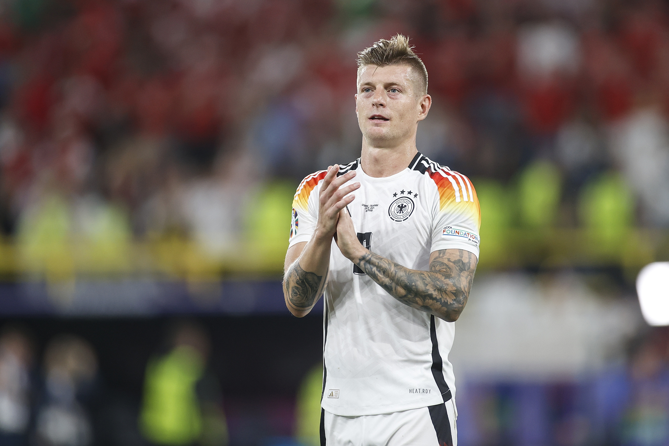 DORTMUND, BVB Stadium, 29-06-2024 , European Football Championship Euro2024, Round of 16 match no.37 between Germany and Denmark. Germany player Toni Kroos acknowledges the fansk final score 2-0 (Photo by Pro Shots/Sipa USA)
2024.06.29 Dortmund
pilka nozna mistrzostwa Europy UEFA Euro 2024
Niemcy - Dania
Foto Pro Shots Photo Agency/SIPA USA/PressFocus

!!! POLAND ONLY !!!