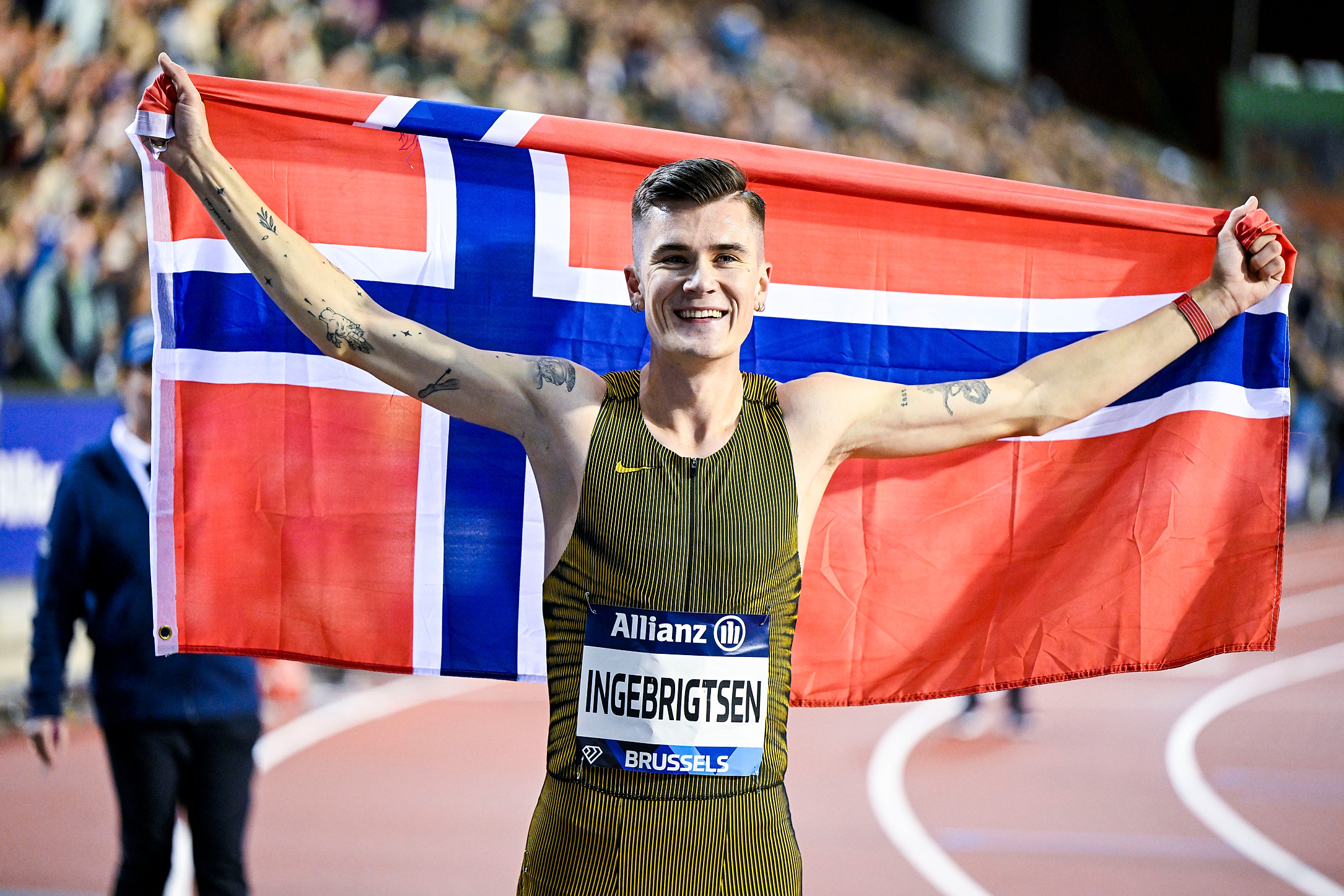 Norwegian Jakob Ingebrigtsen celebrates with a flag after winning the men&#039;s 1500m race, at the 48th edition of the Memorial Van Damme athletics event in Brussels, Friday 13 September 2024. The 2024 Allianz Memorial Van Damme Diamond League meeting takes place on 13 and 14 September 2O24. BELGA PHOTO TOM GOYVAERTS (Photo by Tom Goyvaerts/Belga/Sipa USA)
2024.09.13 Bruksela
lekkoatletyka , lekka atletyka , mityng lekkoatletyczny
Diamentowa Liga w Brukseli
Foto Belga/SIPA USA/PressFocus

!!! POLAND ONLY !!!