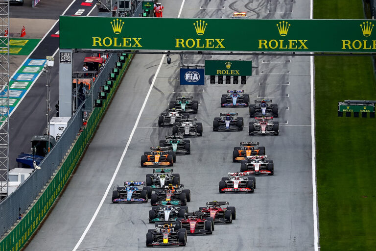 Start of the race, Verstappen then Leclerc then Sainz  at the Austrian GP, 6-10 July 2022 at Red Bull Ring track, Formula 1 World championship 2022.
10/07/2022
Photo Federico Basile / Insidefoto/Sipa USA *** No Sales in Italy ***
2022.07.10 
sporty motorowe formula 1
Grand Prix Austrii 
Foto Federico Basile / Insidefoto/SIPA USA/PressFocus

!!! POLAND ONLY !!!