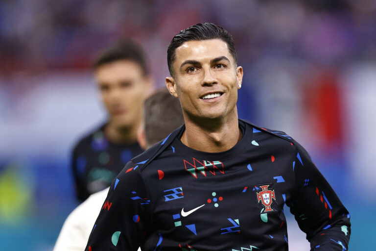 7/5/2024 - HAMBURG - Cristiano Ronaldo of Portugal ahead of the UEFA EURO 2024 quarter-final match between Portugal and France at Volksparkstadion on July 5, 2024 in Hamburg, Germany. ANP | Hollandse Hoogte | MAURICE VAN STEEN /ANP/Sipa USA
2024.07.05 Hamburg
pilka nozna Mistrzostwa Europy UEFA Euro 2024 
Portugalia - Francja
Foto ANP/SIPA USA/PressFocus

!!! POLAND ONLY !!!