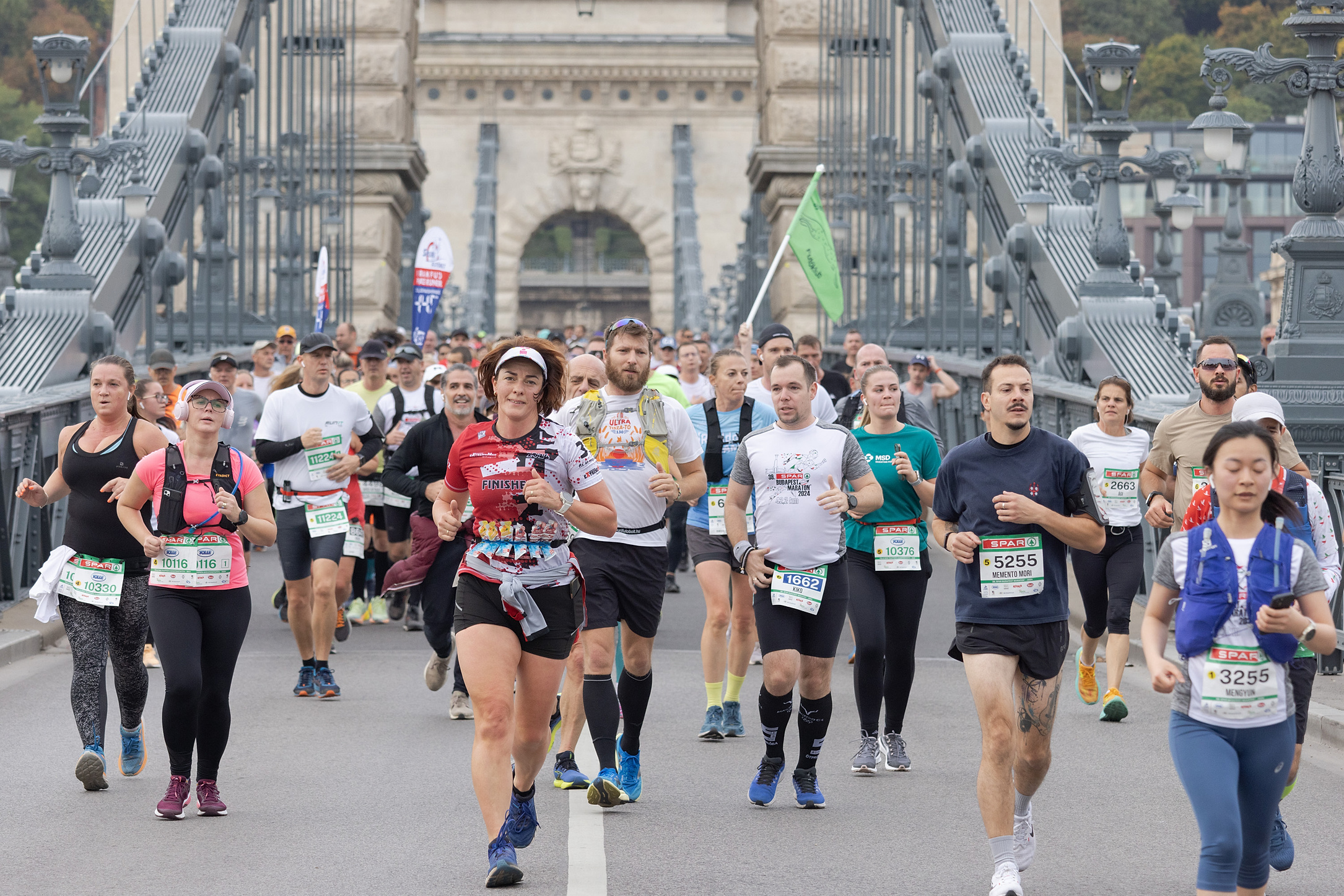 (241013) -- HUNGARY, Oct. 13, 2024 (Xinhua) -- People participate in the Budapest Marathon in downtown Budapest, Hungary on Oct. 13, 2024. (Photo by Attila Volgyi/Xinhua)

2024.10.13 Budapeszt
bieganie , biegi , lekkoatletyka
Maraton w Budapeszcie 2024
Foto Attila Volgyi/Xinhua/PressFocus

!!! POLAND ONLY !!!