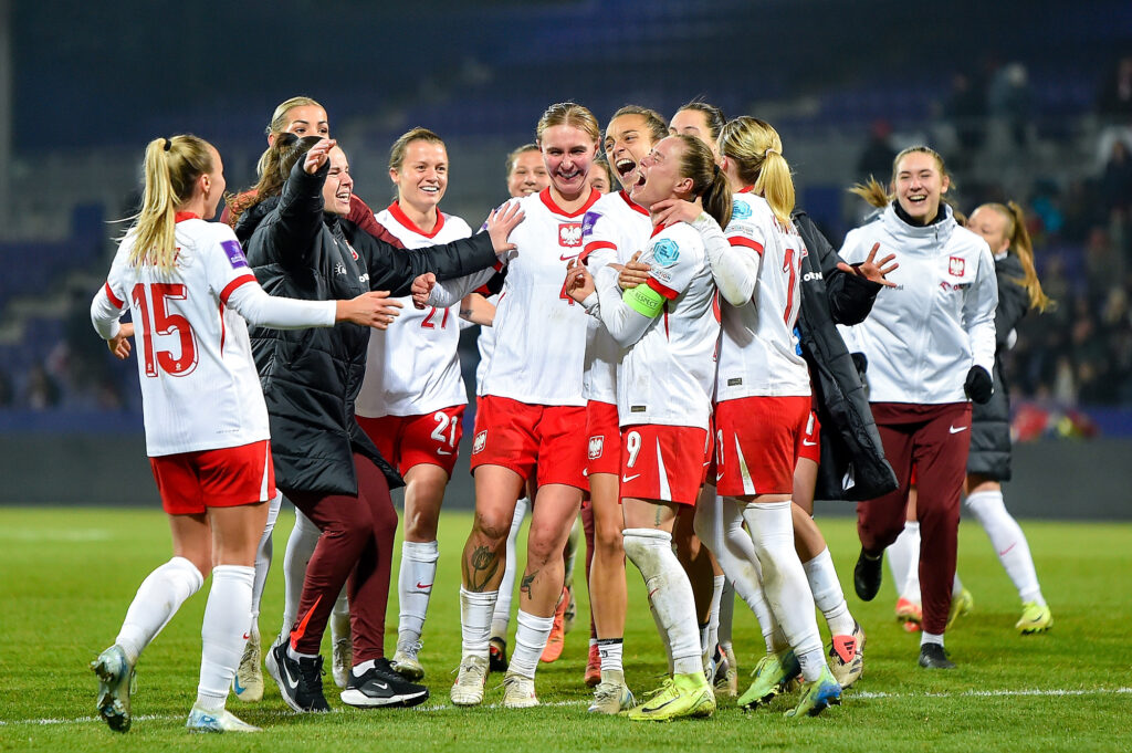 2024.12.03 Wieden
pilka nozna kobiet kwalifikacje Mistrzostw Europy Euro 2025
Austria - Polska
N/z radosc awans zwyciestwo Ewa Pajor
Foto Lukasz Laskowski / PressFocus

2024.12.03 Vienna
Football UEFA WomenÕs European Qualifiers Euro 2025
Austria vs Poland
radosc awans zwyciestwo Ewa Pajor
Credit: Lukasz Laskowski / PressFocus