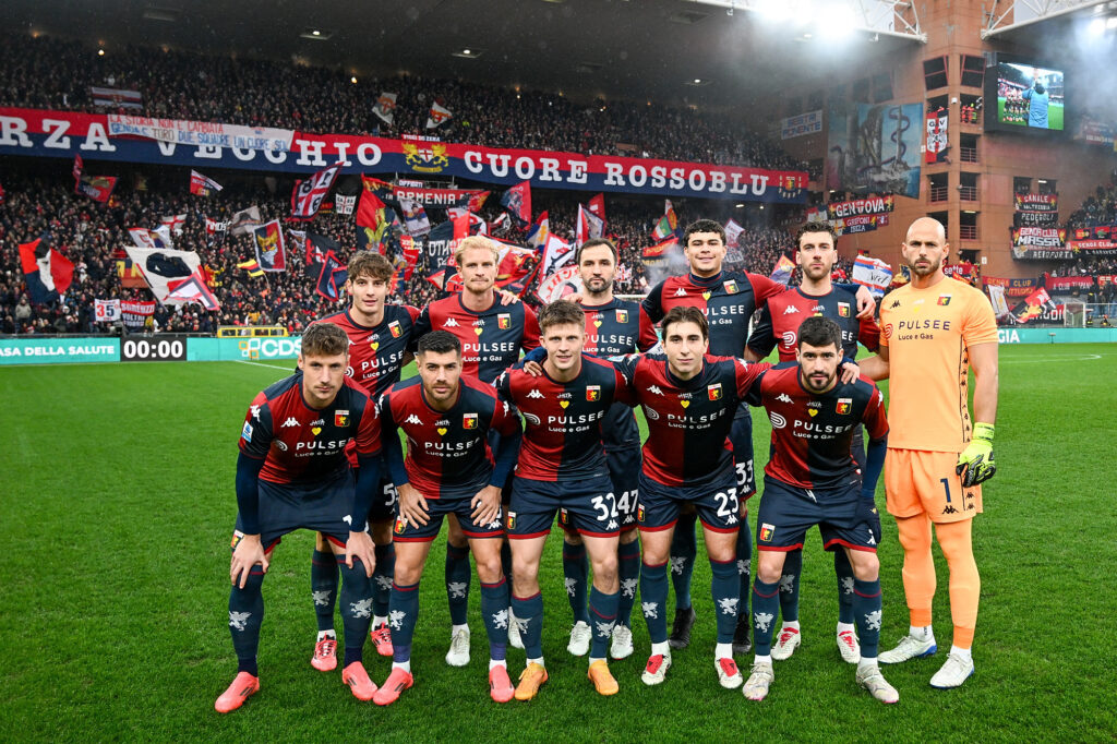 GenoaÕs team posing before the match during the Serie A soccer match between Genoa and Torino at the Luigi Ferraris Stadium in Genoa, Italy - Saturday, December 07, 2024. Sport - Soccer . (Photo by Tano Pecoraro/Lapresse) (Photo by Tano Pecoraro/LaPresse/Sipa USA)
2024.12.07 Genua
pilka nozna liga wloska
Genoa - Torino Fc
Foto LaPresse/SIPA USA/PressFocus

!!! POLAND ONLY !!!